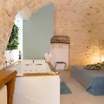 לינה וארוחת בוקר Eclissi 3*